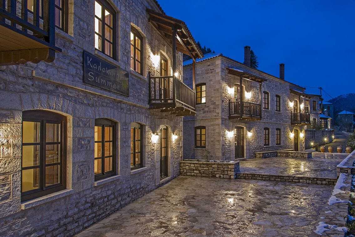 Epoches Hotel Karpenisi Exterior photo